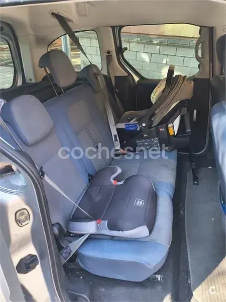 Usado Citroën Berlingo 90 CV (66 kW) 2012 Gris / plata Monovolumen