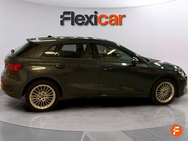 Usado Audi A3 Advanced Plus 116 CV (85 kW) 2021 Gris Berlina