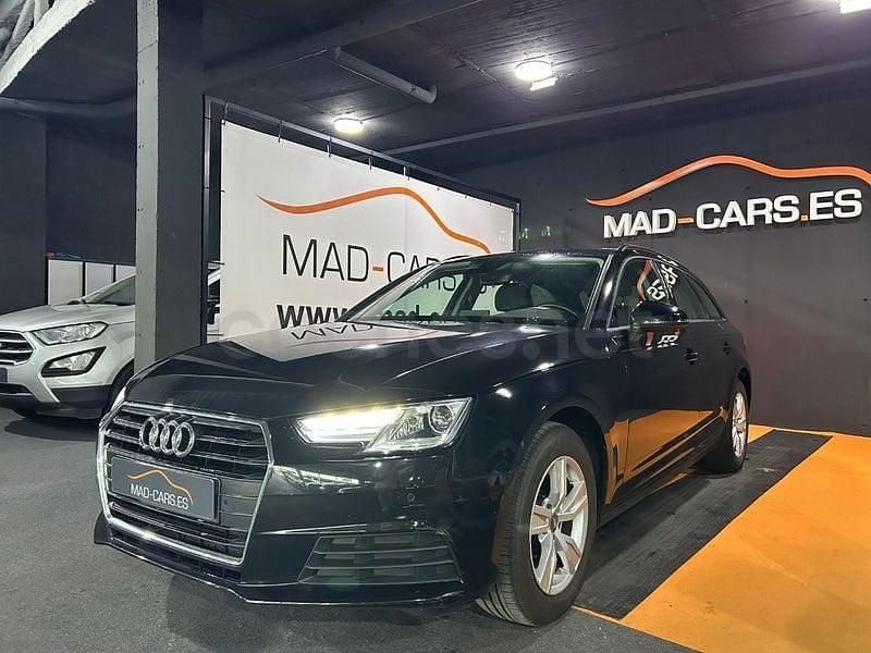 Usado Audi A4 Advanced Plus 122 CV (89 kW) 2019 Negro Familiar