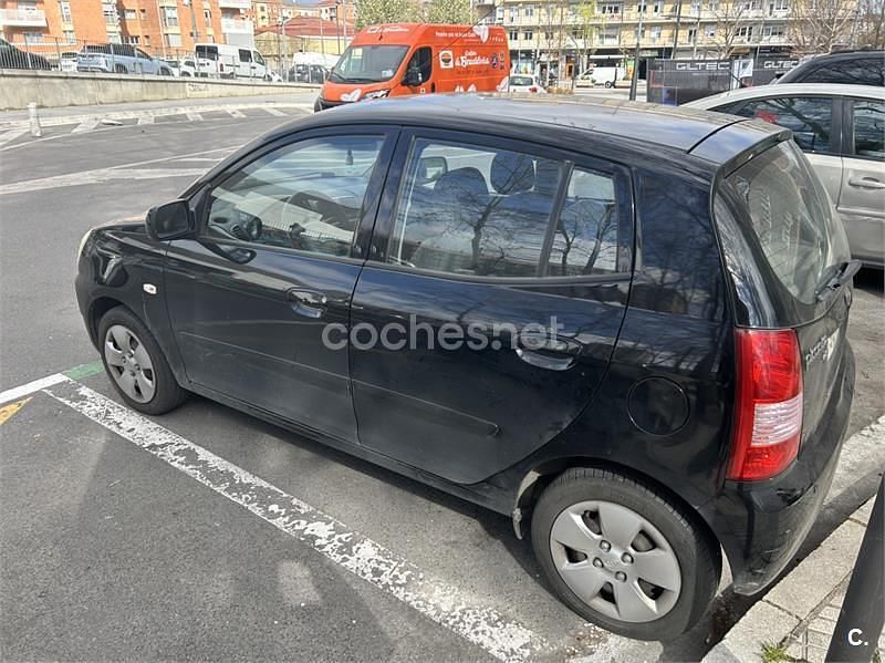 Usado Kia Picanto EX 65 CV (47 kW) 2006 Negro Utilitario