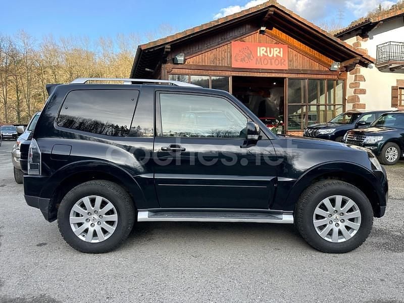 Negro Usado 2008 Mitsubishi Montero SUV | 24.999 € - Imagen 1/4