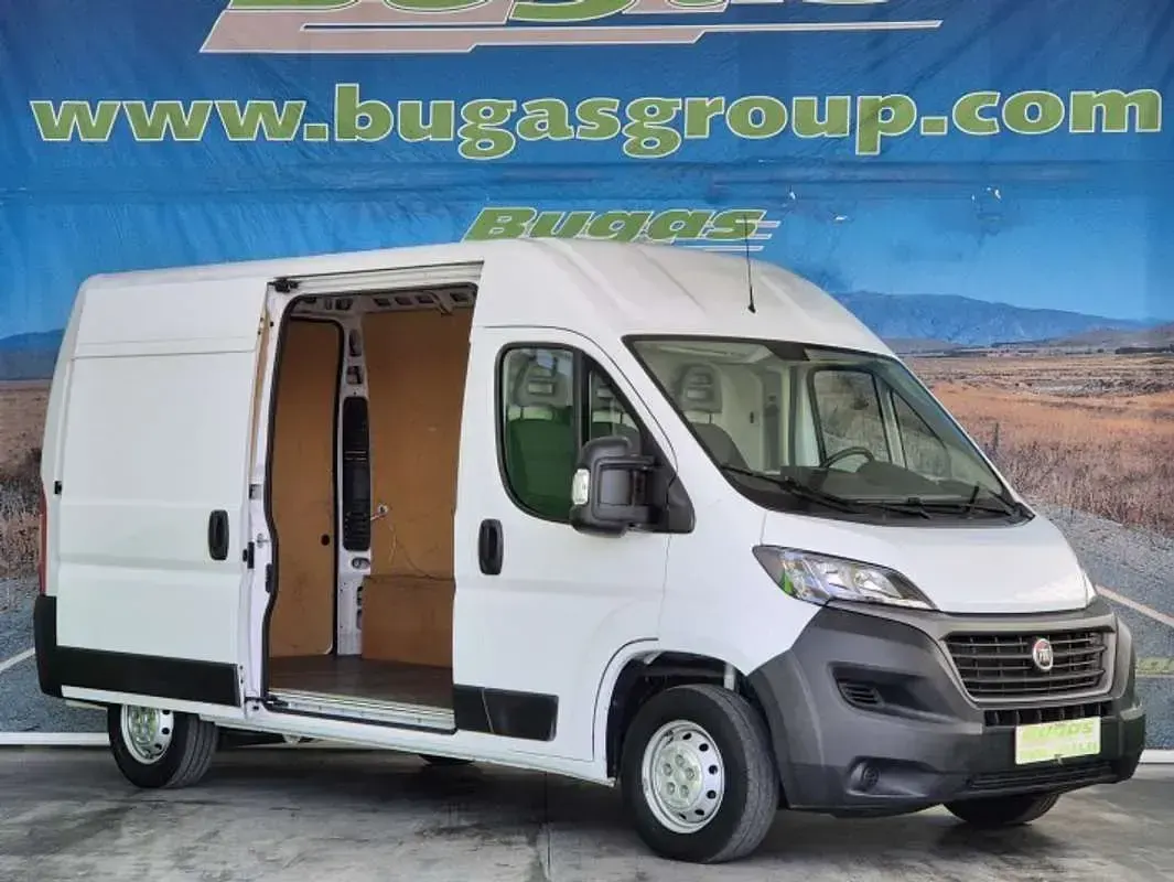 Usado Fiat Ducato Easy 120 CV (88 kW) 2020 Blanco Van