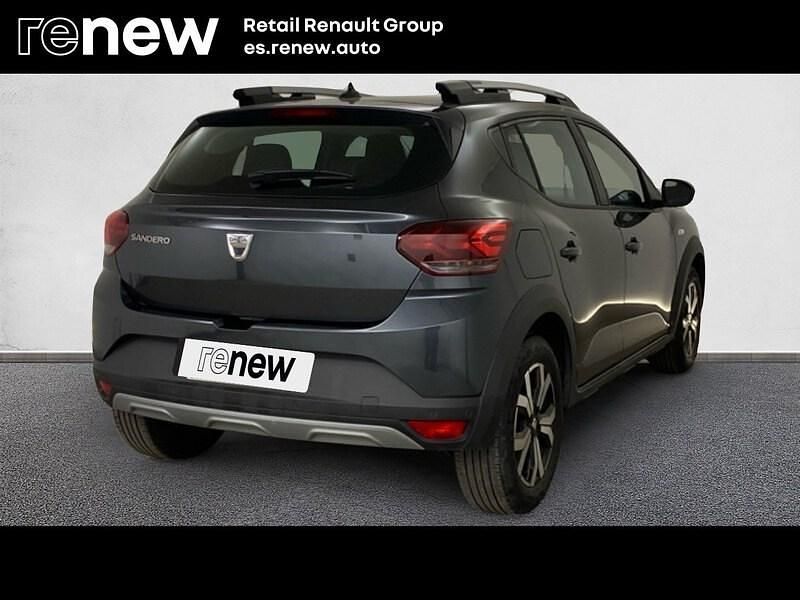 Usado Dacia Sandero Comfort 91 CV (66 kW) 2023 Gris Berlina