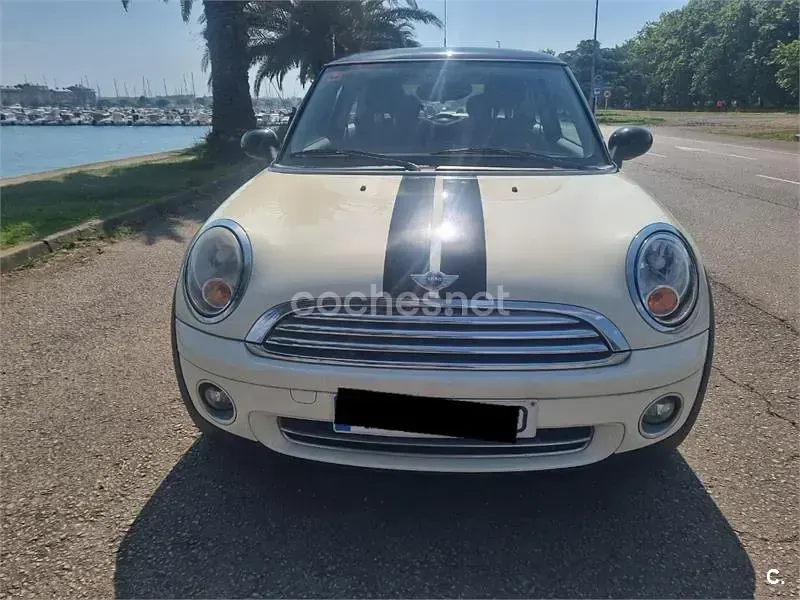 Usado Mini ONE 90 CV (66 kW) 2008 Beige Utilitario