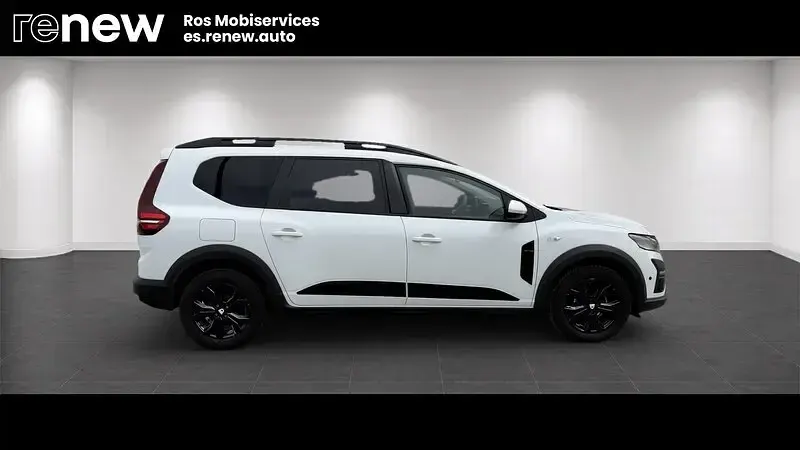 Usado Dacia Jogger Extreme 100 CV (73 kW) 2022 Blanco Monovolumen