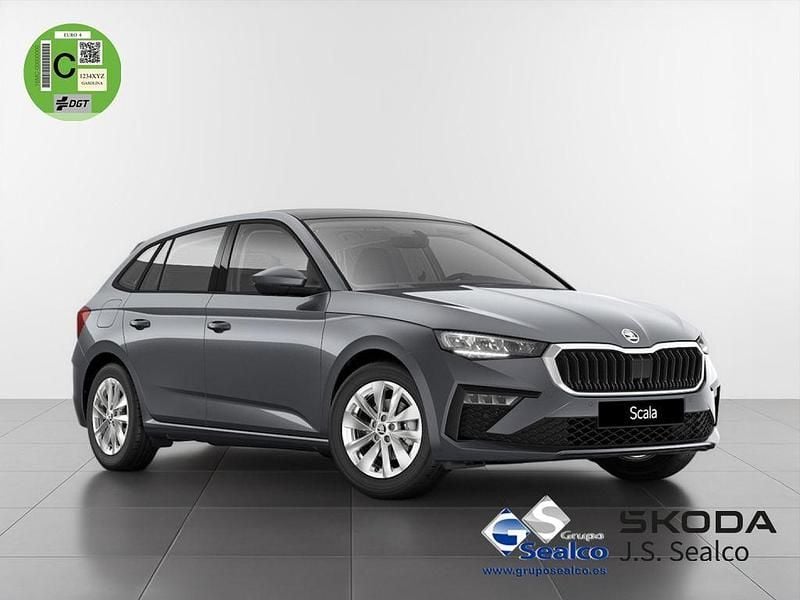 Gris / plata Usado 2024 Skoda Scala Selection Utilitario | 19.490 € (Precio justo) - Imagen 1/4