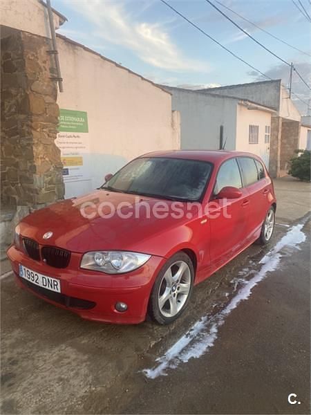 Usado BMW 118 122 CV (89 kW) 2005 Rojo Utilitario