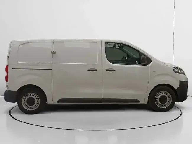 Usado Citroën Jumpy 102 CV (75 kW) 2021 Blanco Monovolumen