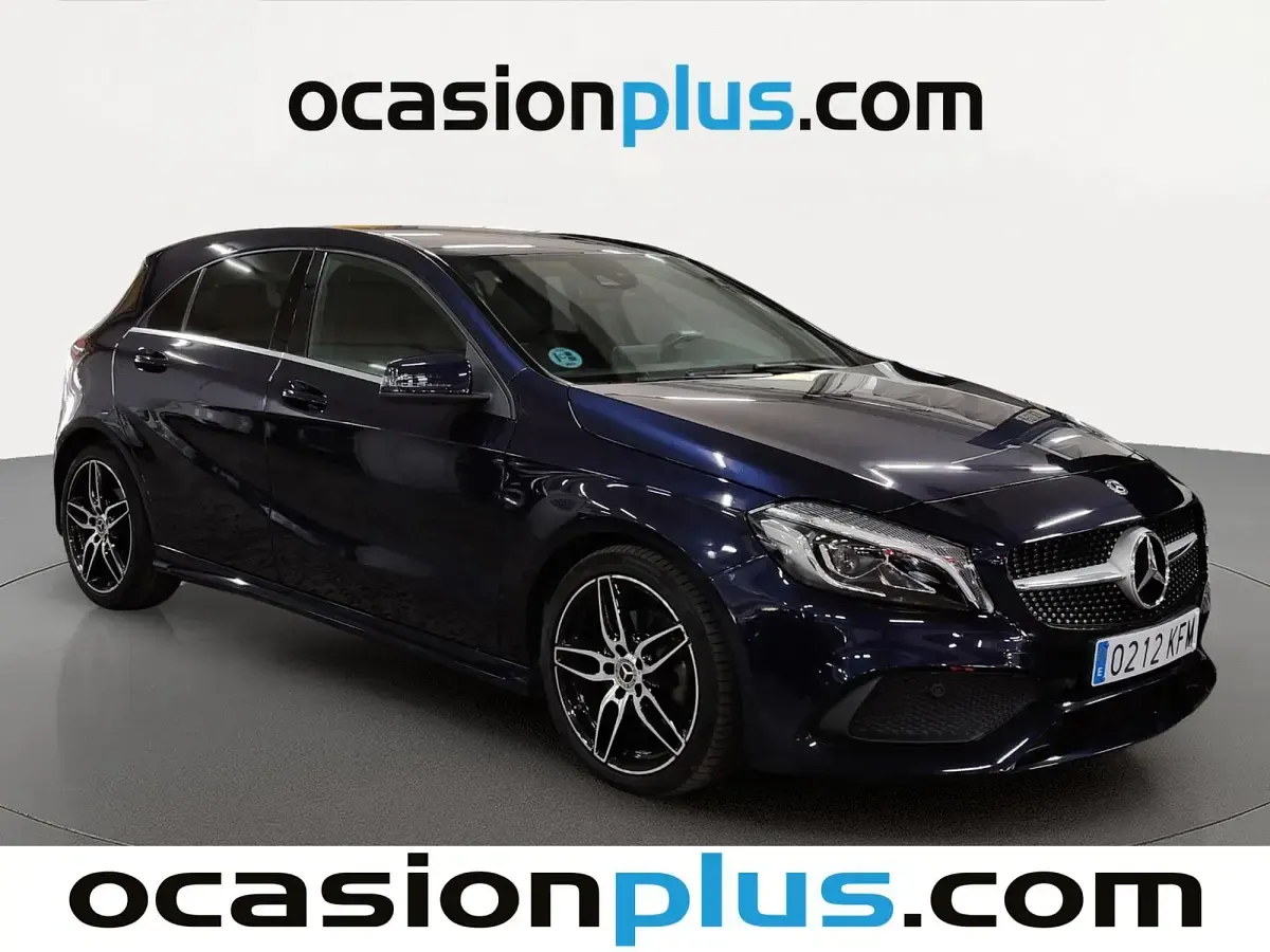 Usado Mercedes A200 AMG 136 CV (100 kW) 2017 Azul Utilitario