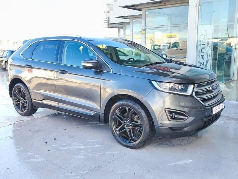 Usado Ford Edge Titanium 240 CV (176 kW) 2019 Gris / plata SUV