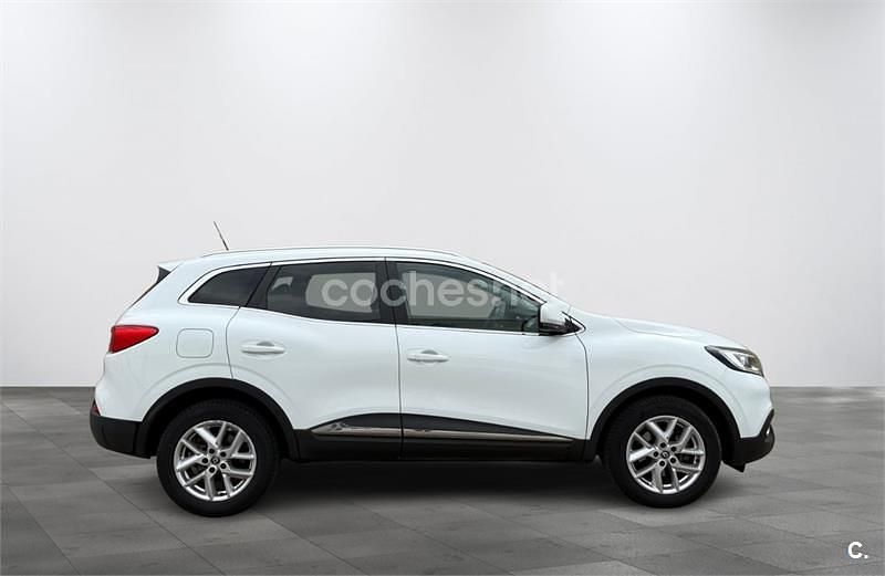 Usado Renault Kadjar LIMITED 130 CV (95 kW) 2018 Blanco SUV