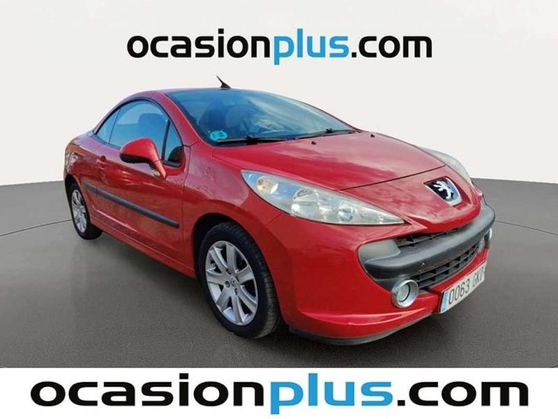 Usado Peugeot 207 CC 120 CV (88 kW) 2008 Rojo Descapotable