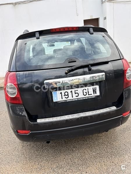 Negro Usado 2009 Chevrolet Captiva LS SUV | 5250 € (Precio justo) - Imagen 1/4