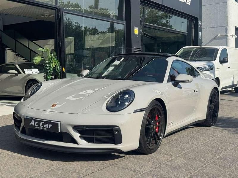 Usado Porsche 911 Carrera 4 GTS 480 CV (353 kW) 2024 Gris Coupe