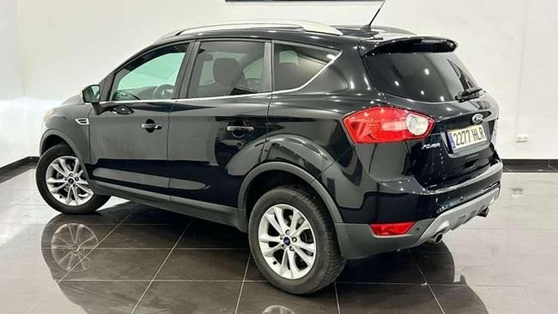Usado Ford Kuga Titanium S 140 CV (102 kW) 2012 Negro SUV