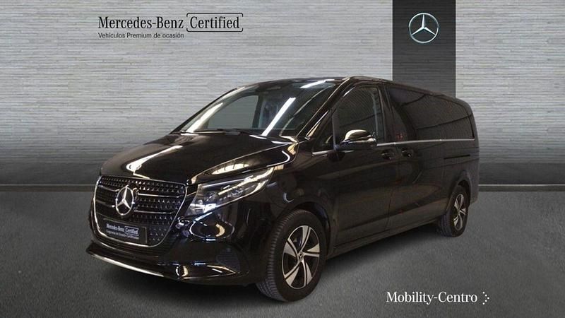 Negro Usado 2025 Mercedes V220 Avantgarde Monovolumen | 66.490 € - Imagen 1/4