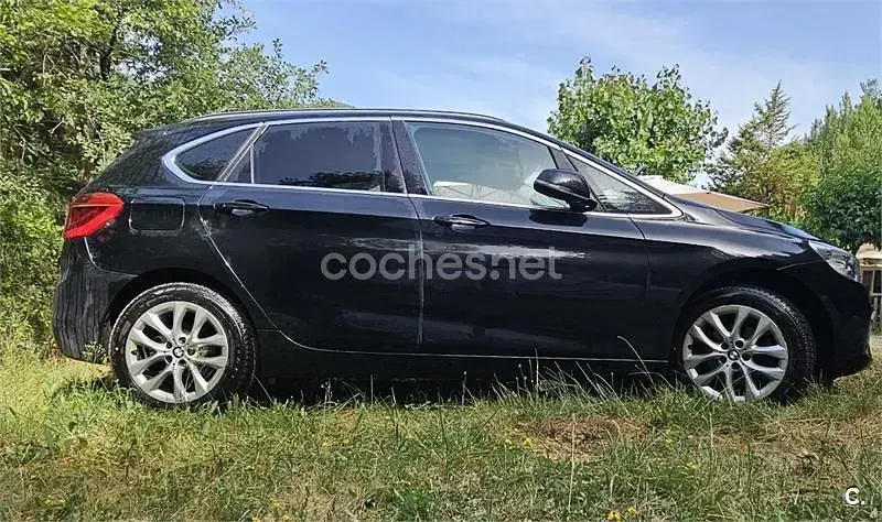 Usado BMW 218 150 CV (110 kW) 2017 Negro Familiar