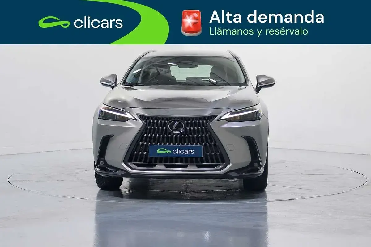 Usado Lexus NX300h Business Edition 197 CV (144 kW) 2022 Gris SUV