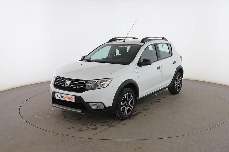 Blanco Usado 2019 Dacia Sandero Utilitario | 10.399 € (Precio justo) - Imagen 1/3