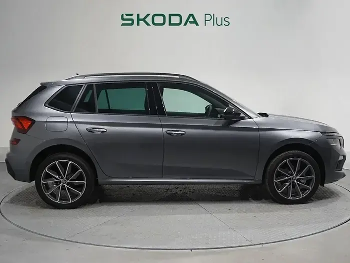 Nuevo Skoda Kamiq Sport 115 CV (84 kW) 2026 Gris SUV
