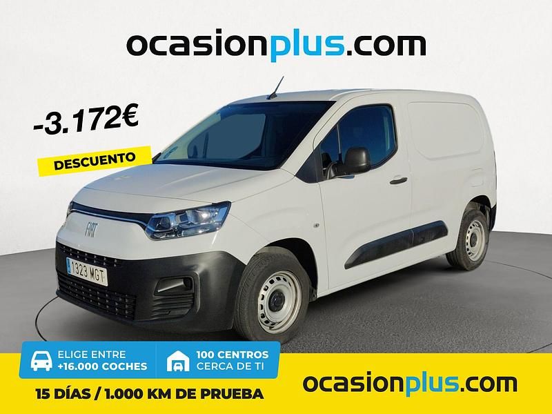 Blanco Usado 2023 Fiat Doblò Monovolumen | 16.200 € (Precio justo) - Imagen 1/4