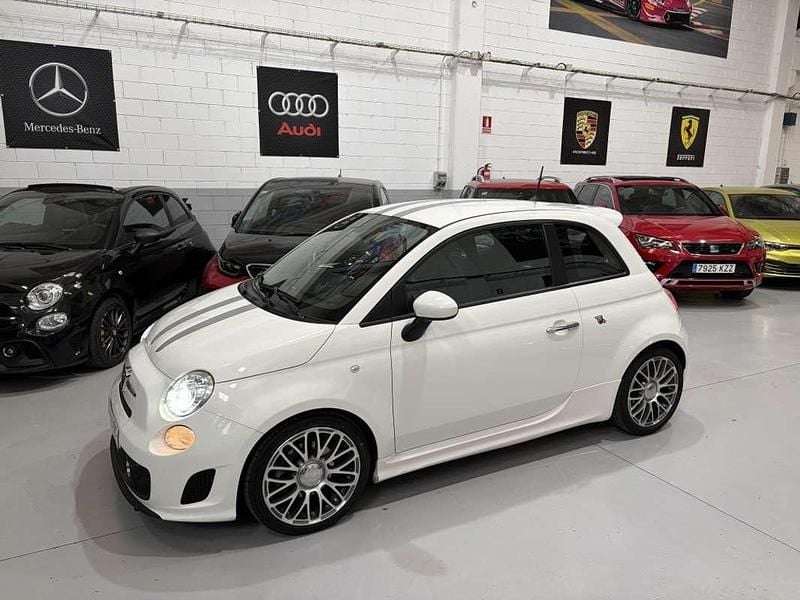 Usado Abarth 500 135 CV (99 kW) 2012 Blanco Utilitario