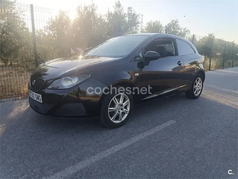 Usado Seat Ibiza SC Reference 80 CV (58 kW) 2009 Negro Utilitario