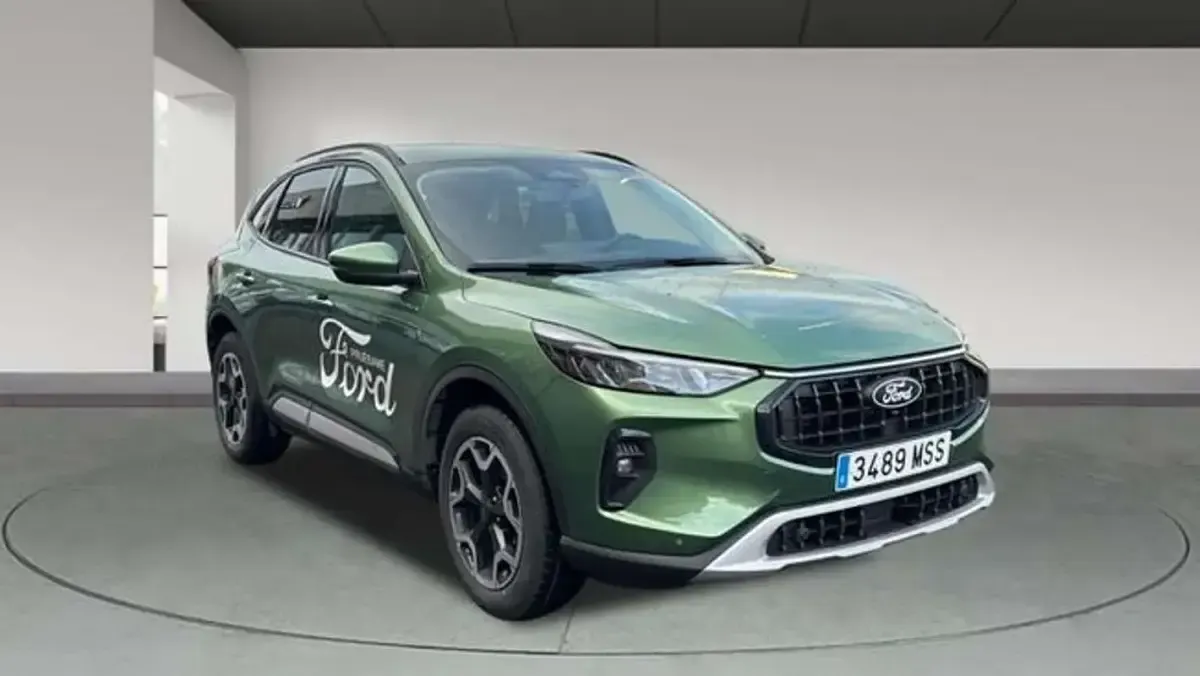 Usado Ford Kuga Active 243 CV (178 kW) 2024 Verde SUV