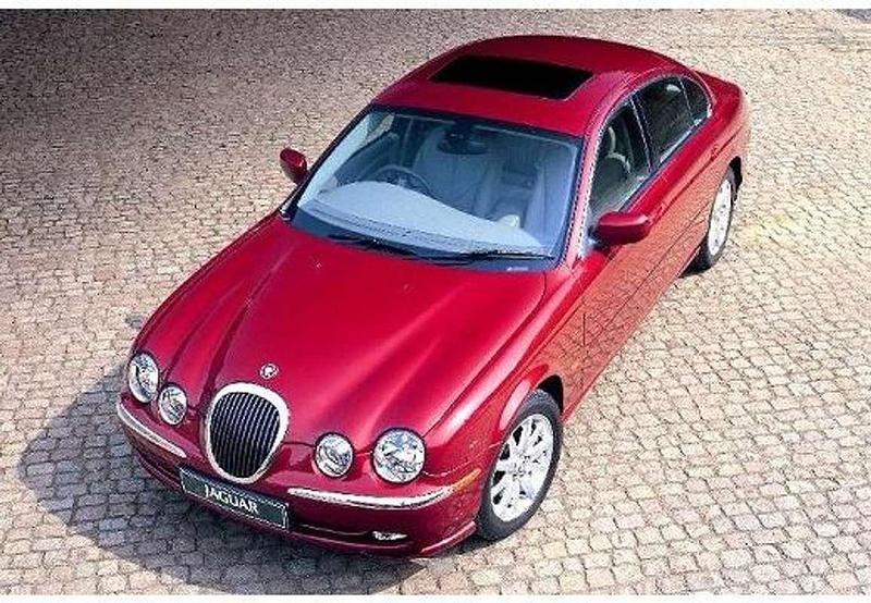 Usado Jaguar S-Type Executive 239 CV (175 kW) 2001 Gris Berlina