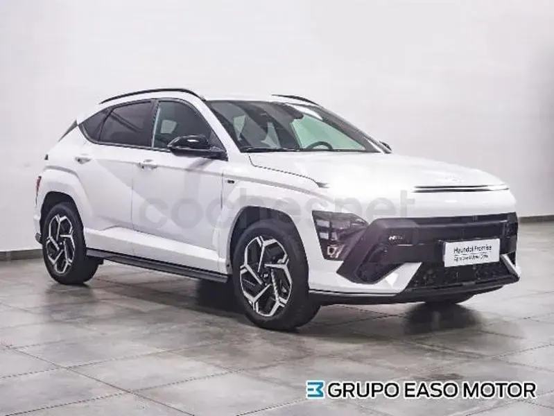 Usado Hyundai Kona N Line 138 CV (101 kW) 2025 Blanco SUV