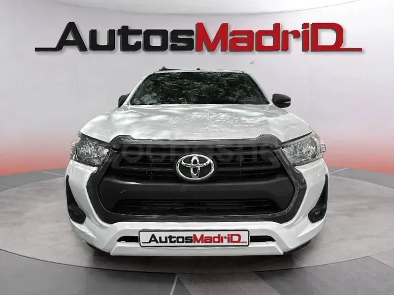 Usado Toyota HiLux 150 CV (110 kW) 2022 Blanco Pickup/Camioneta