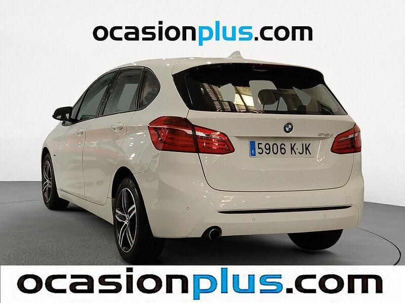 Usado BMW 218 Active Tourer 150 CV (110 kW) 2018 Blanco Monovolumen