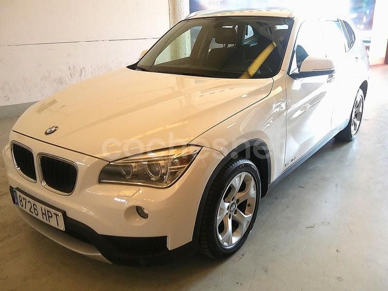 Blanco Usado 2013 BMW X1 SUV | 4590 € (Super precio) - Imagen 1/4