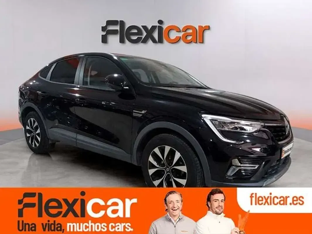 Begagnad Renault Arkana 145 HK (106 kW) 2022 Svart SUV