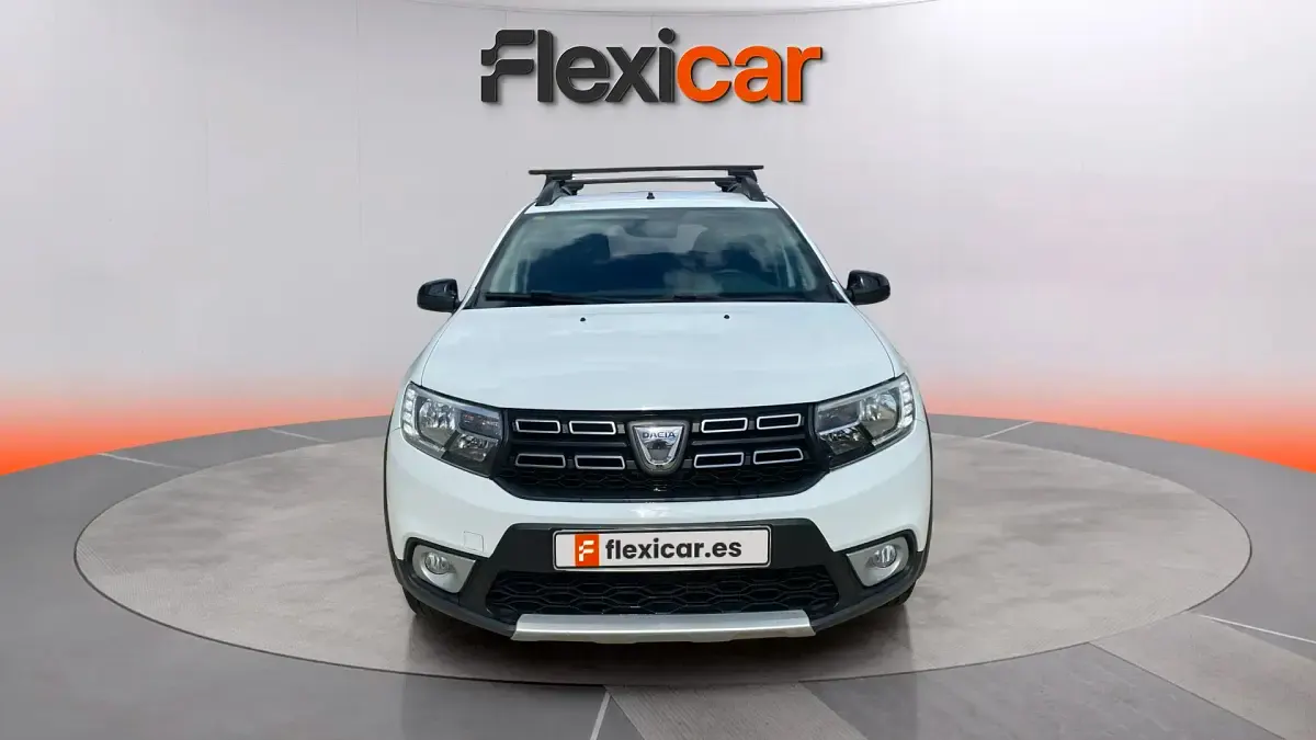 Usado Dacia Sandero 90 CV (66 kW) 2018 Blanco Berlina