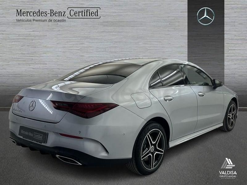 Usado Mercedes CLA250e AMG line 218 CV (160 kW) 2025 Plata hightech Berlina