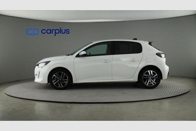 Usado Peugeot 208 Allure 100 CV (73 kW) 2021 Utilitario