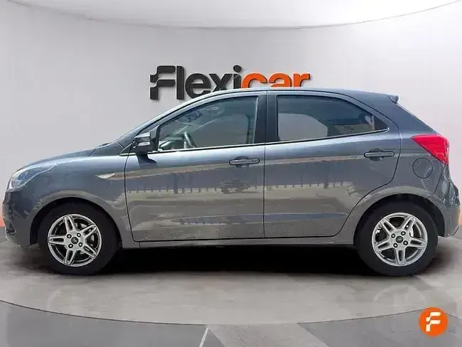 Usado Ford Ka Ultimate 85 CV (62 kW) 2017 Gris Berlina