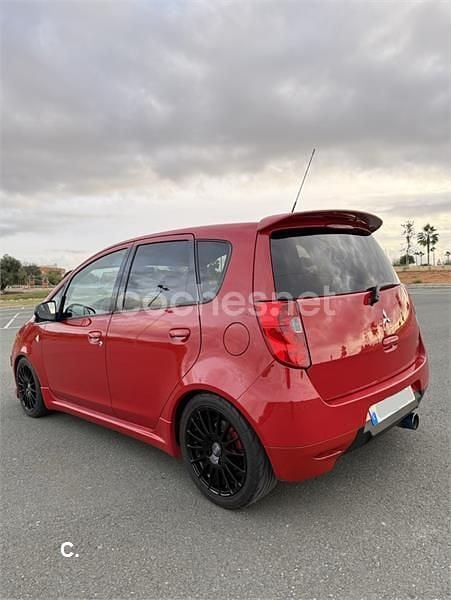 Usado Mitsubishi Colt 150 CV (110 kW) 2010 Rojo Utilitario