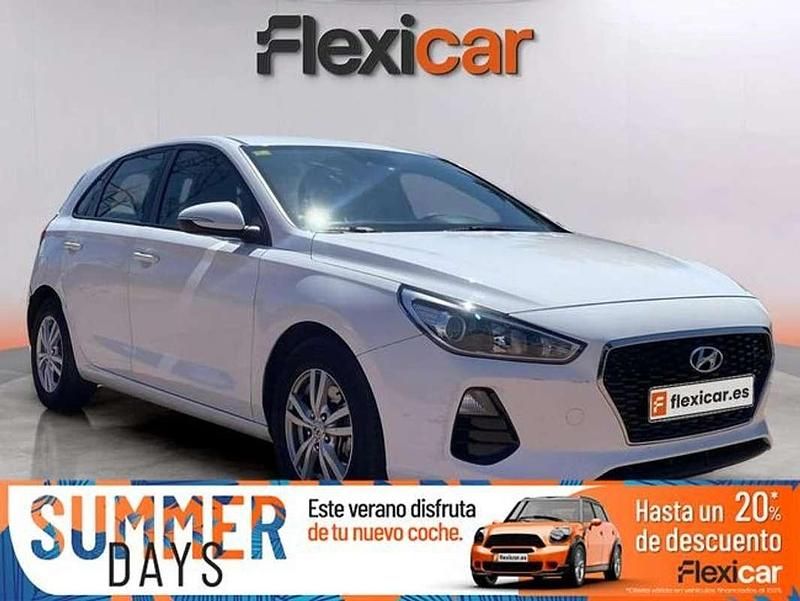 Blanco Usado 2018 Hyundai i30 Utilitario | 13.390 € (Precio justo) - Imagen 1/4