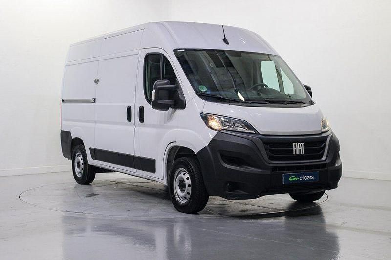Usado Fiat Ducato 140 CV (102 kW) 2022 Blanco Van