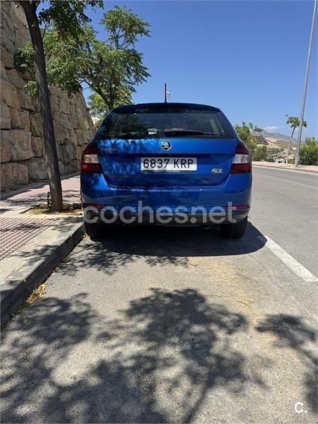 Azul Usado 2018 Skoda Rapid Ambition Berlina | 8900 € (Precio justo) - Imagen 1/4