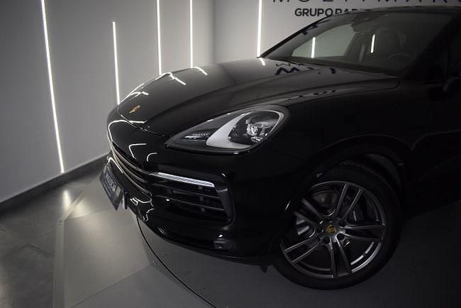 Usado Porsche Cayenne 462 CV (339 kW) 2022 Negro SUV