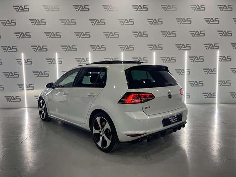 Usado VW Golf VII 230 CV (169 kW) 2014 Blanco Utilitario