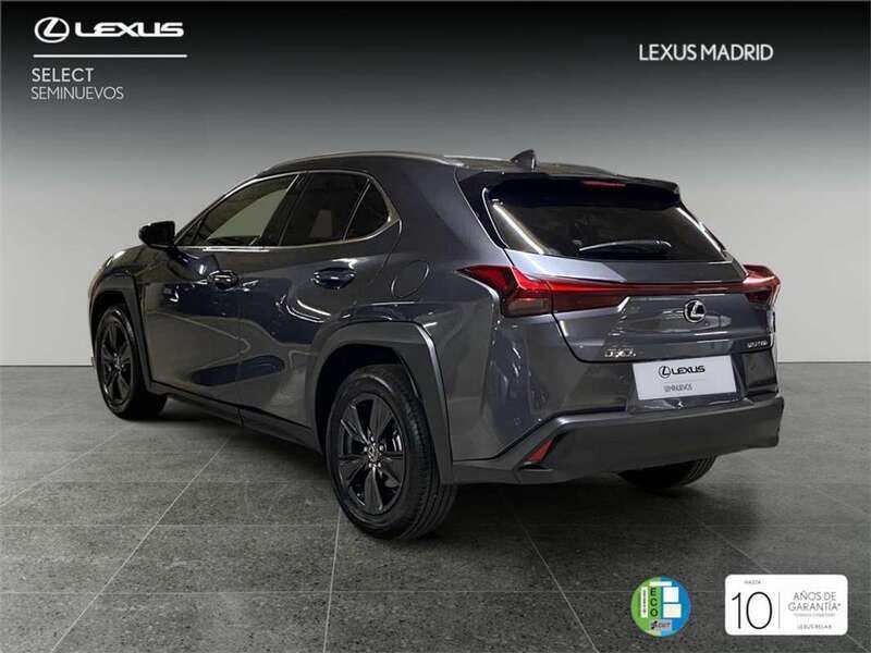 Usado Lexus UX 184 CV (135 kW) 2024 Gris SUV