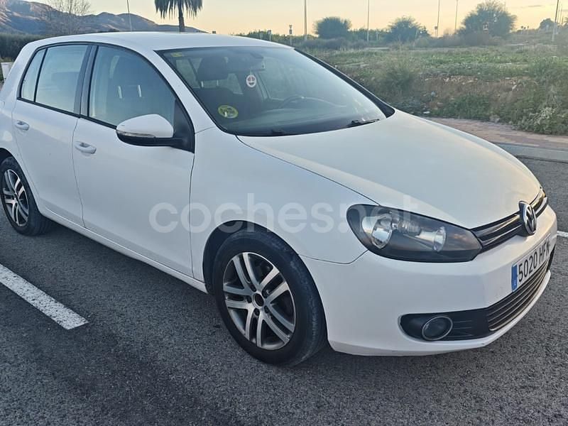 Usado VW Golf VI 105 CV (77 kW) 2011 Blanco Utilitario