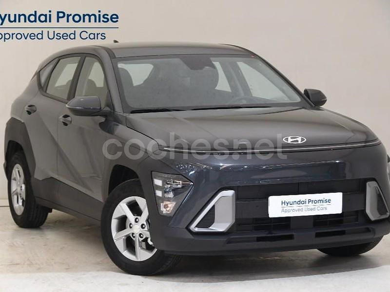 Usado Hyundai Kona 120 CV (88 kW) 2024 Gris / plata SUV