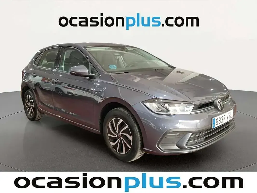 Usado VW Polo Life 95 CV (69 kW) 2024 Gris Utilitario