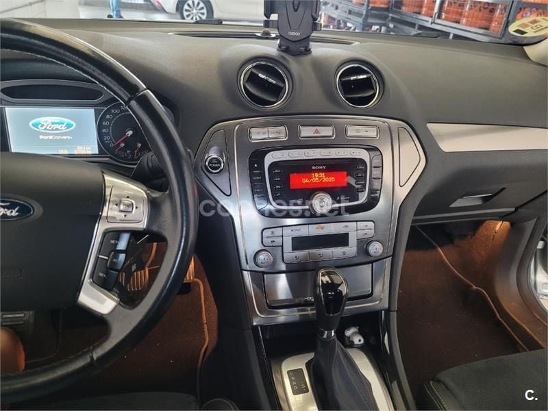 Gris / plata Usado 2008 Ford Mondeo Titanium X Berlina | 7400 € (Un poco caro) - Imagen 1/4