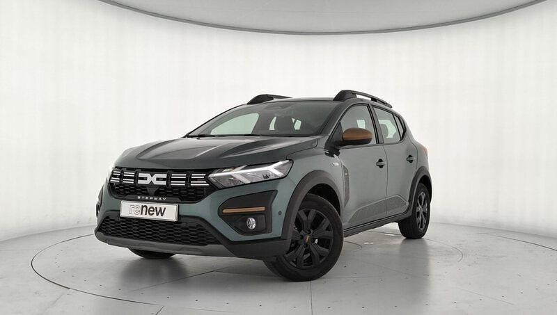 Usado Dacia Sandero Extreme 100 CV (73 kW) 2025 Verde Berlina